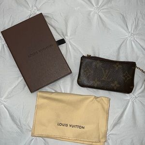 Authentic Preloved Louis Vuitton key pouch
